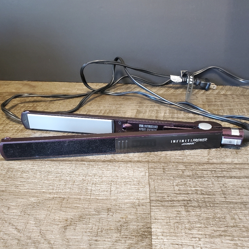 Conair Infiniti Pro Hair Straightener 1" Purple